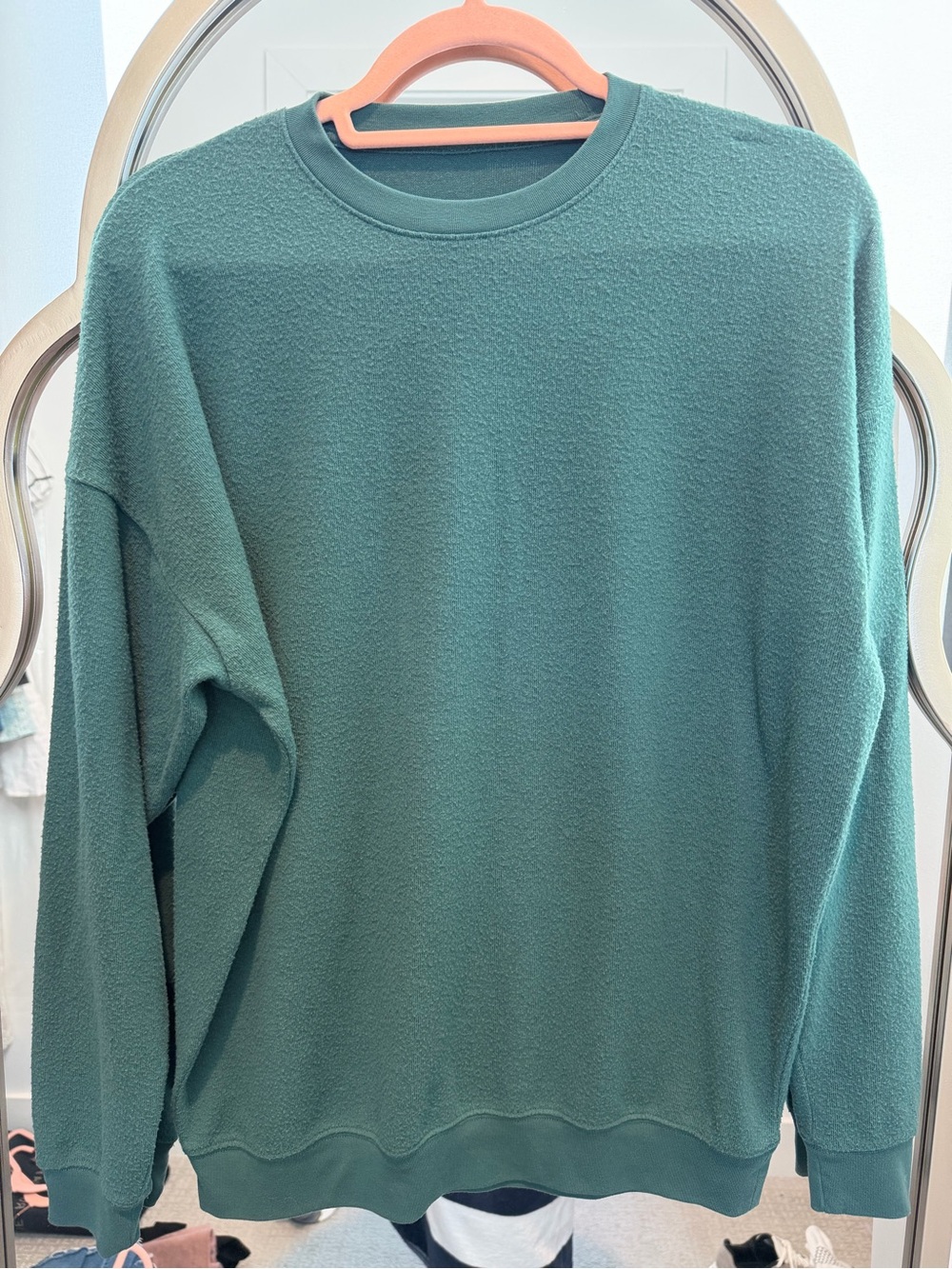 Alo sweatshirt